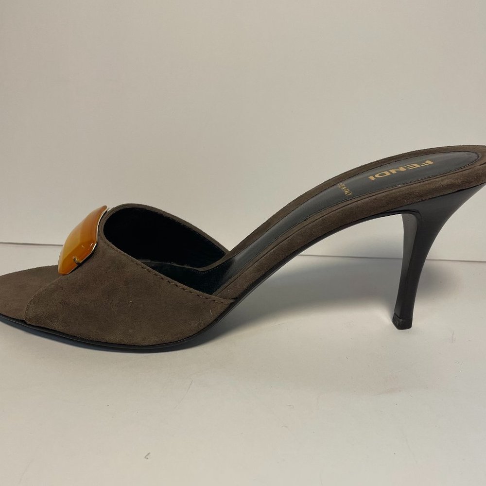 Fendi heel shoe